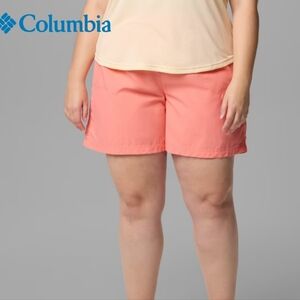 Columbia Women's Peach Shorts